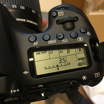 キャノンのデジイチ EOS 70D に突然のバッテリー切れの不具合！修理に出したけど・・・ - たかゆるブログ