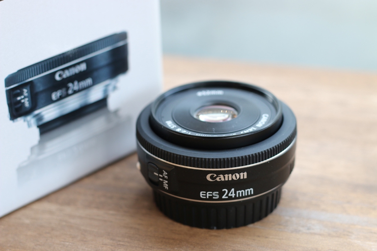 Canon EF-S 24 mm f/2.8 STM Lens Black